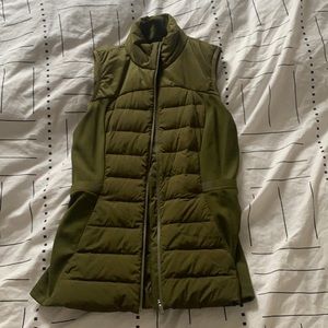 Size 6 Lululemon vest